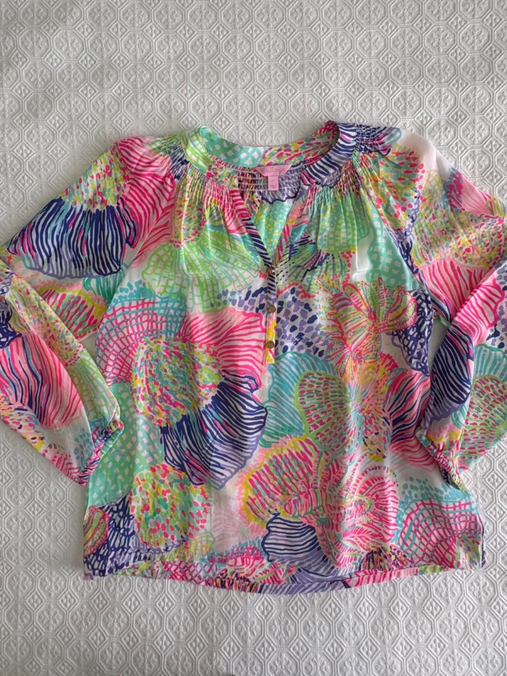 Lilly Pulitzer Elsa Silk Blouse Roar of the Seas Shell Print Size L